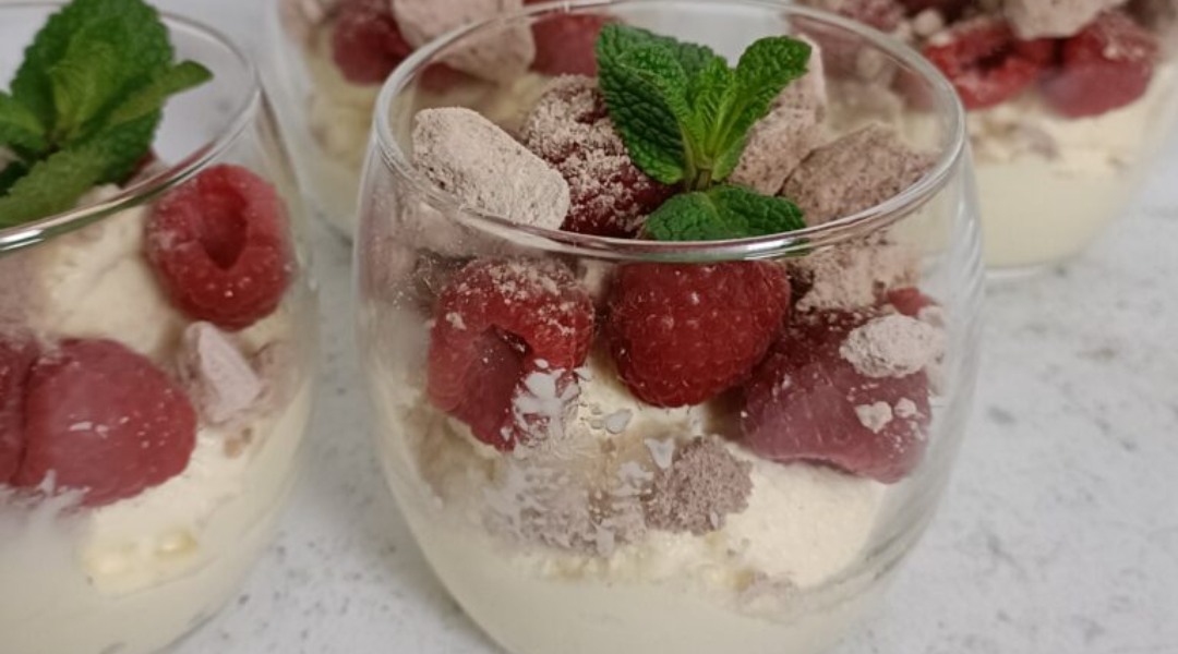 Eton mess(1080 × 600 px)